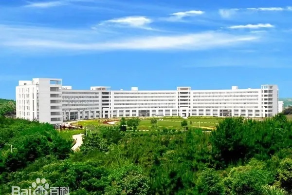 江西中医药大学2026年成人高考